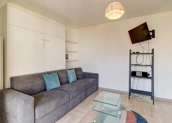 شقة Cozy With Balcony Close To Garibaldi *